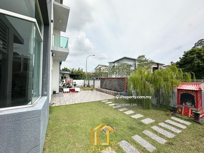 Semi-D Corner Lot 50x80 Canary Garden Klang Renovated For Sale!!