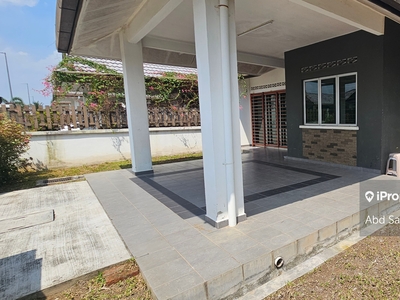 Semi-D Taman Bentara Jalan Kebun Baru, Rimbayu with Extra Land