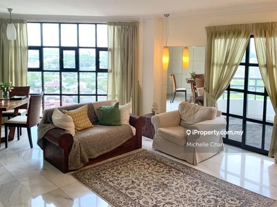 Well renovated bangsar apartment for Sale