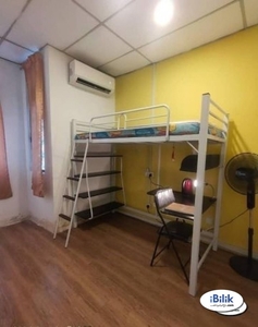 comfortable Zero% Deposit ~ Medium Room for rent Kota Damansara!