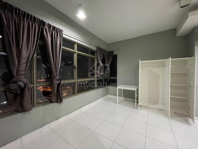 Corner unit studio for rent Neo Damansara Suite, Damansara Perdana