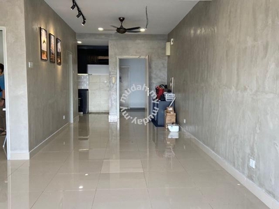 SK One Residence Seri Kembangan - KLCC View Condo For Sale