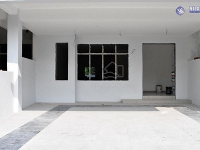 Taman Kuala Kangsar (Cantik & Baru) Rumah 2 Tingkat Untuk Dijual