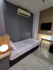 [ SUPER COMFORTABLE ROOM ] Master Room at Kota Damansara, Petaling Jaya