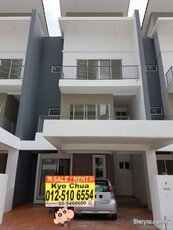 Taiping Crystal Creek Superlink Terrace house for sale
