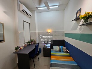 Air Cond Single Room Share Bathroom At Jalan Raja Nong Klang For Rent