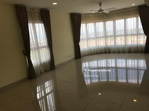 Freehold Partially Furnished Condo LRT Maisson Residence Ara Damansara