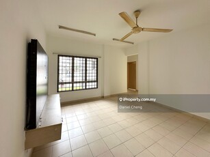 Ground Floor Apartment at Pangsapuri Randa, Bukit Rimau for Sale!