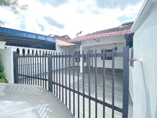 Single Storey Terrace House/ Taman Pasir Putih/ Pasir Gudang/Renovated