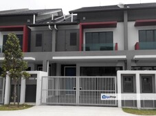 Rumah Hal Milik Kekal DK Subang [Facing View]