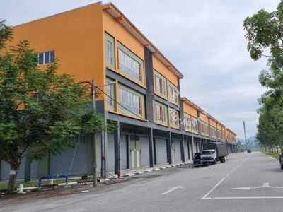 For Rent 26' x 80' 2 Storey Commercial Building at Kamunting, Perak