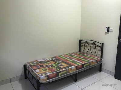 Single bedroom attached bathroom Glenmarie Johor @ Mount Austin