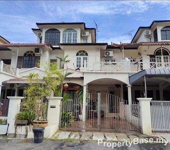 2.5 Storey House For Sale