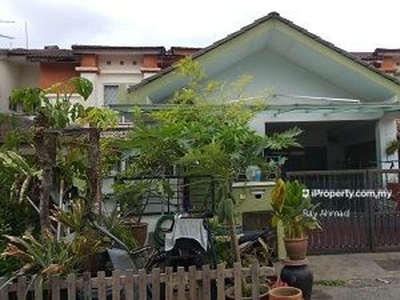 2 Storey Terrace Saujana Utama Sg Buloh Selangor near Uitm Puncak Alam