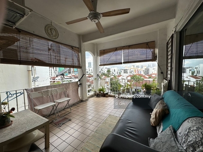 Superb open View! Bright Cosy home. Low density. Big Balcony.