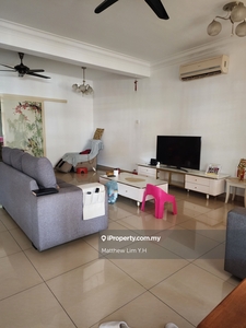 Fully extended renovated bandar botanic gated move in ready
