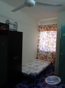 Middle Room at Seremban 2, Seremban
