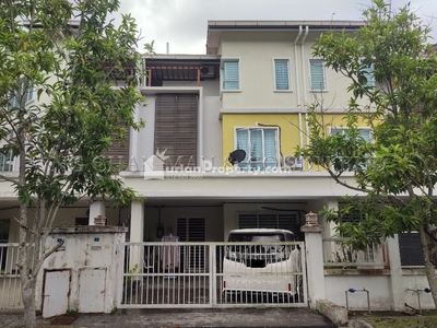 Terrace House For Auction at Taman Kantan Permata