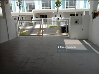 Under Bank Value, 2 Storey Terrace Homes, Adira Ara Sendayan for sale