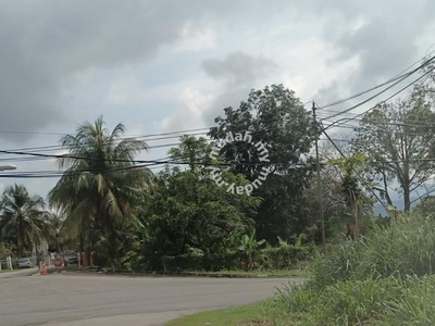 Tanah saiz 36,000 sqf ,Cenang, dekat jalan, Langkawi