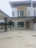 Corner Double Storey house for rent