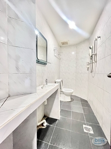 ❗❗ 0% DEPOSIT❗❗Master Room For Rent @ Cheras, Taman Maluri, Pandan Indah with private bathroom.