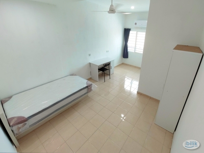 [13 mins to LRT]❗Single bed with Window Apartment Room ✨Fully Furnished Ready Move in