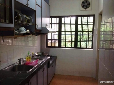 2 Storey Terrace House Bandar Utama for sale
