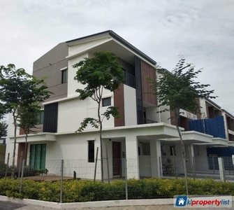 3 bedroom Townhouse for sale in Puchong