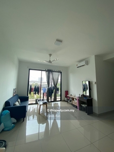 3 Bedrooms Unit Available For Rent