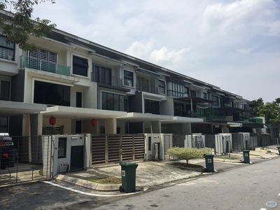 3 Sty Super Link @ Lake Fields, Sg Besi, TBS, Fully Furnished With Air-Cond