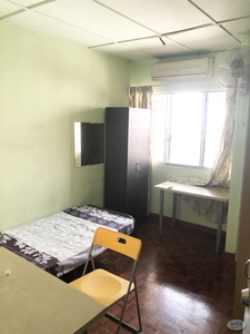 3mins ‍♀️ to INTI College Room with Air-Cond in SS15, Subang Jaya Easy Access LRT Station