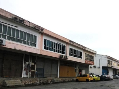 Bandar Bukit Puchong - 2 Storey Linked Factory For Sale