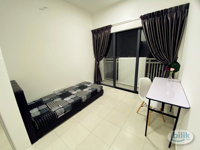 BILIK Medium Room with Balcony Room for Rent at Sentul, Kuala Lumpur