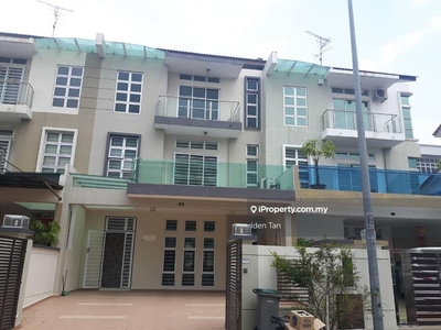 Bina Park Bandar Seri Alam 2.5 Storey Terrace House