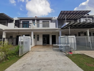 Cheapest Double Storey For Sale @ Meridin East!!