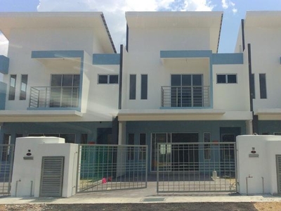 Double Storey Terrace Saujana Rawang Phase 13B ( Egreta )