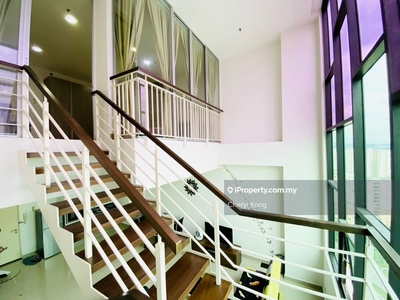 Emerald Avenue Duplex 1-Bedroom Hotel Concept For Sale
