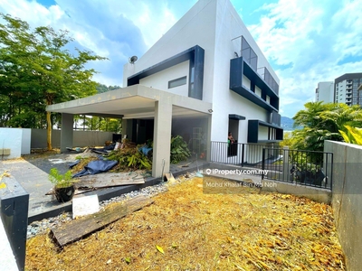 Exclusive Modern 3.5 Storey End Lot Bungalow @ Taman Melawati