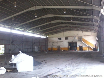 Factory/Warehouse in Jenjarom