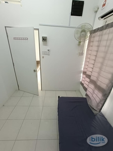 Female Unit Room at Setia Alam, nearby to top glove tower, setia city mall