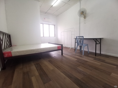 Low Deposit❗ Master Room with Private Bathroom in SS2 Petaling Jaya 10mins walk the Hub SS2