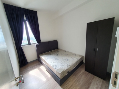 [FREE Utilities] Middle Room with Double Bed at United Point Residence, North Kiara Mont Kiara, Desa ParkCity, Publika