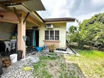 Freehold CORNER LOT Single Storey House at Jalan Suria Bandar Mahkota Banting For Sale