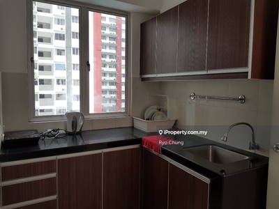 Main Place Residence for Rent! Doorstep to shopping mall & LRT, Cheap!