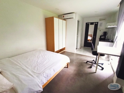 Maluri Room for Rent - Ideal for Commuters Using the Bukit Bintang Bus Route.