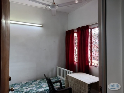 Middle Room at SS21/54 Damansara Utama, Petaling Jaya