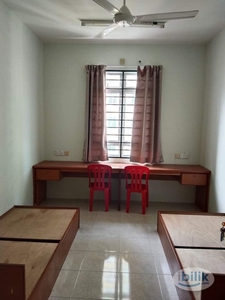 Middle Room at The Heights Residence @ Taman Muzaffar Heights, Ayer Keroh