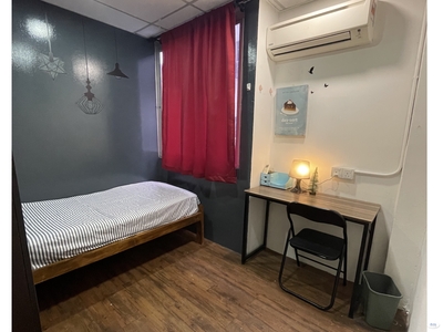 Most suitable Room For working adult and student ‍⚖️ ‍⚖️ Near by SS15 UOA business park, Glenmarie, Subang Square