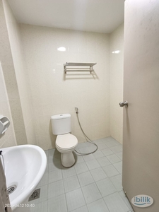 No Deposit ❗ 1 min only walk to MRT Imbi Bukit Bintang Room attach Private Toilet